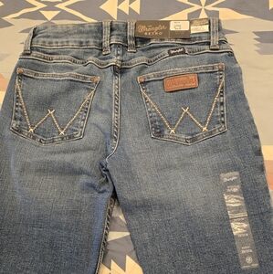 Wrangler Retro Women's Classic Blue Boot Cut Jeans Size 28/5 X 36